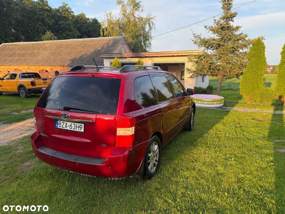 Kia Carnival 2.9 CRDi EX - 20