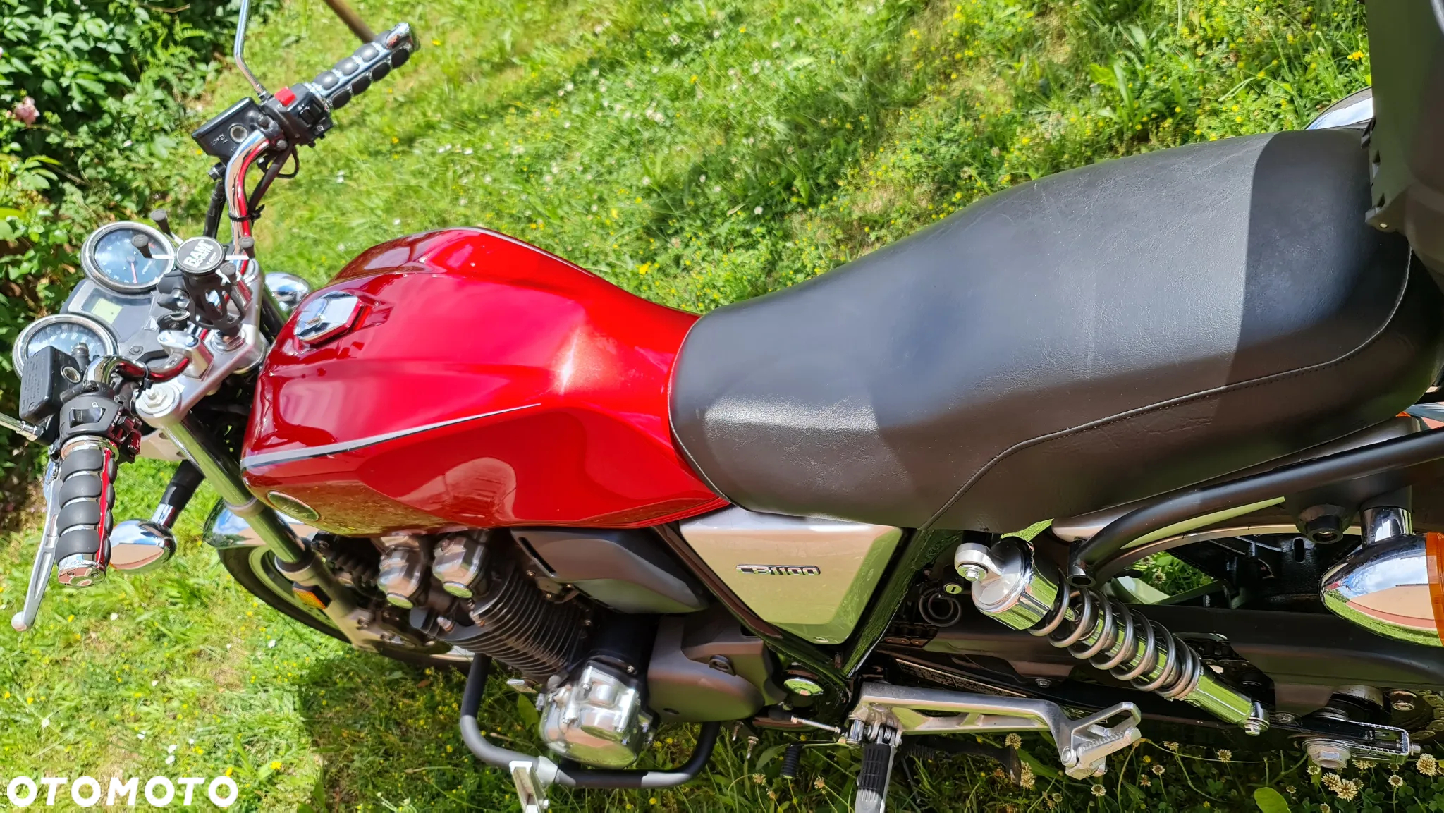 Honda CB - 12