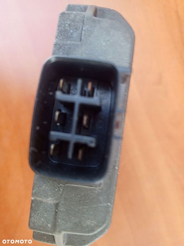 suzuki burgman an 400 k3 k5 regulator napięcia - 6