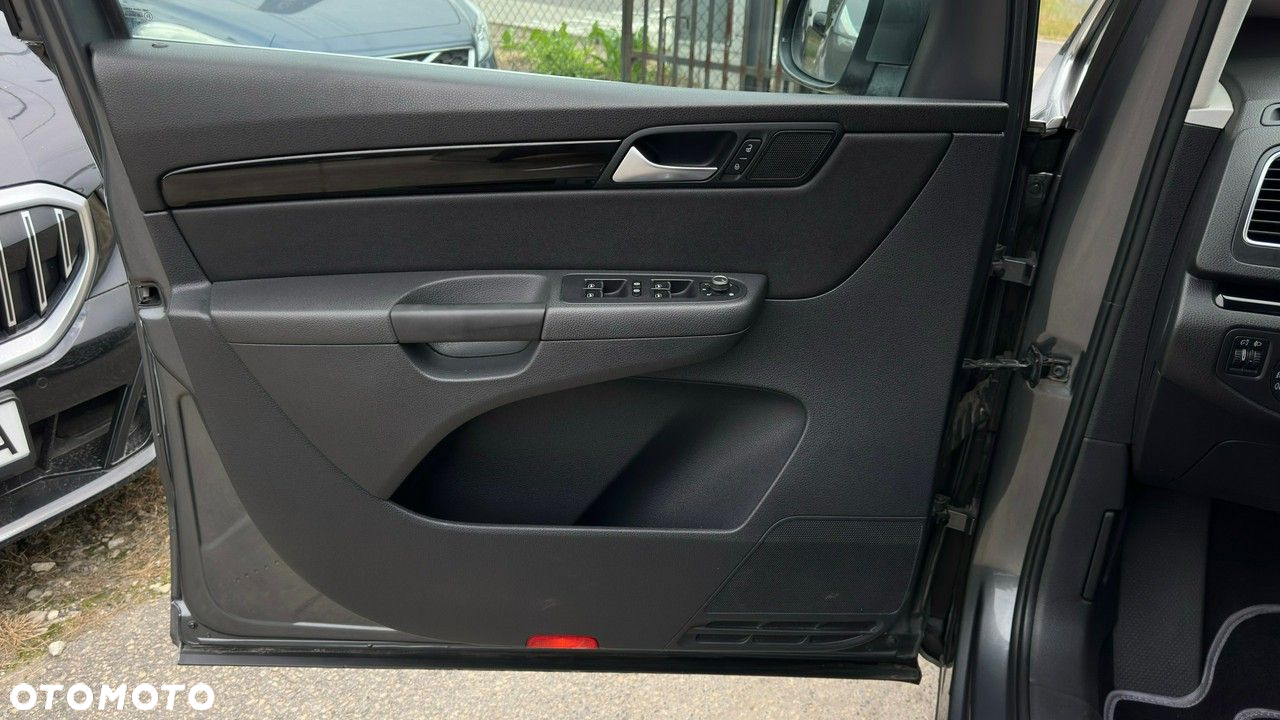 Volkswagen Sharan - 34