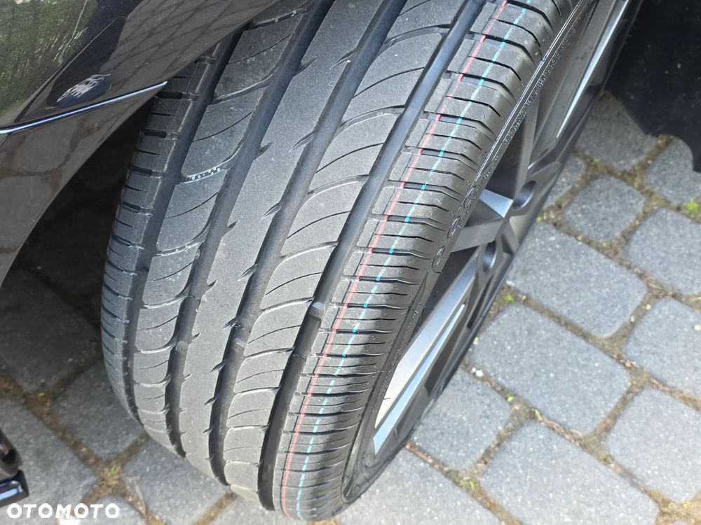 Skoda Octavia 2.0 TSI (Green tec) DSG RS - 29