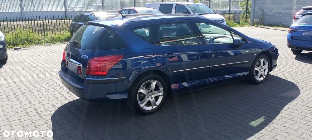 Peugeot 407 - 2
