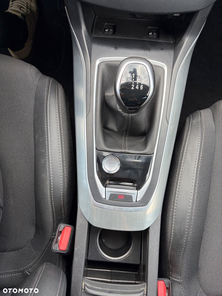 Peugeot 308 BlueHDi 130 Allure Pack - 22