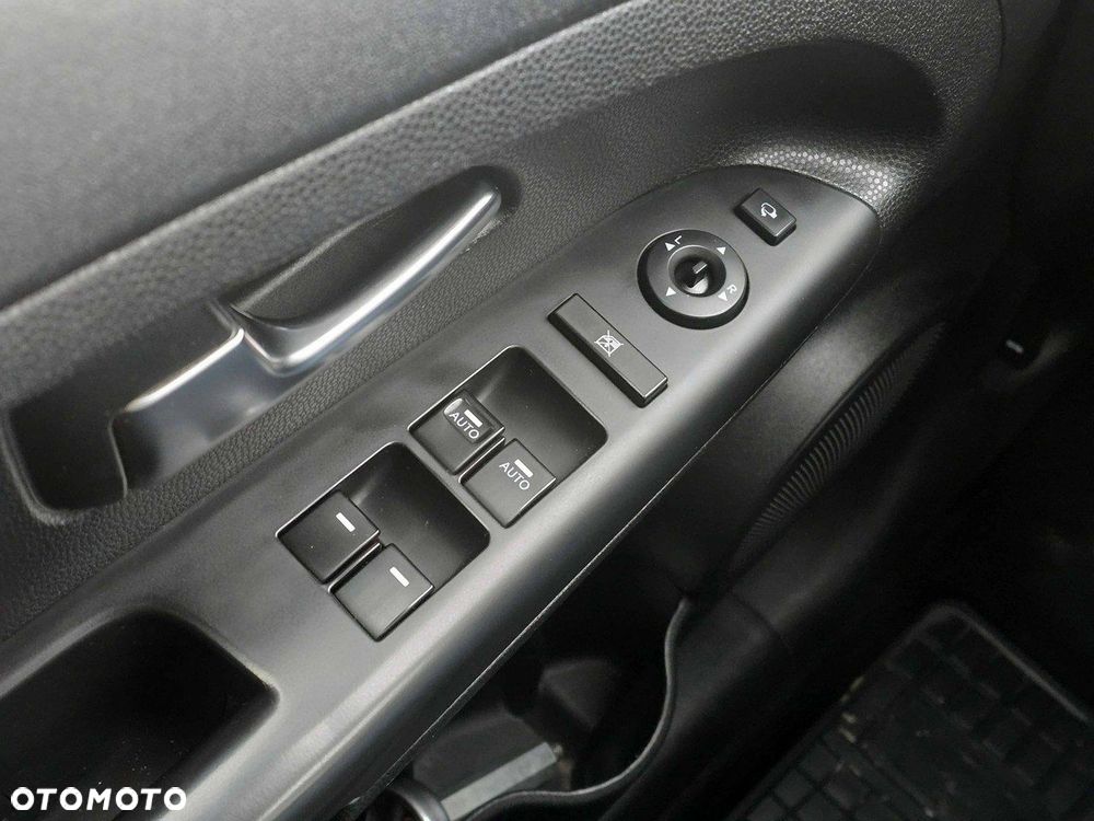 Kia Venga 1.4 Business Line - 9