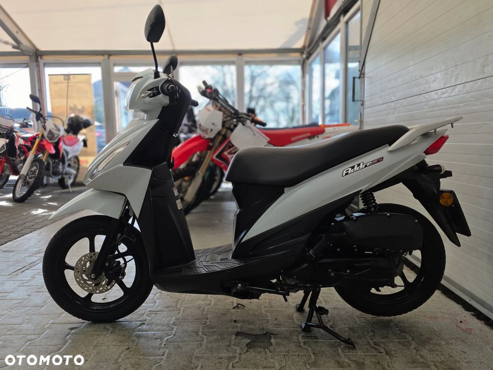 Suzuki Address - 17