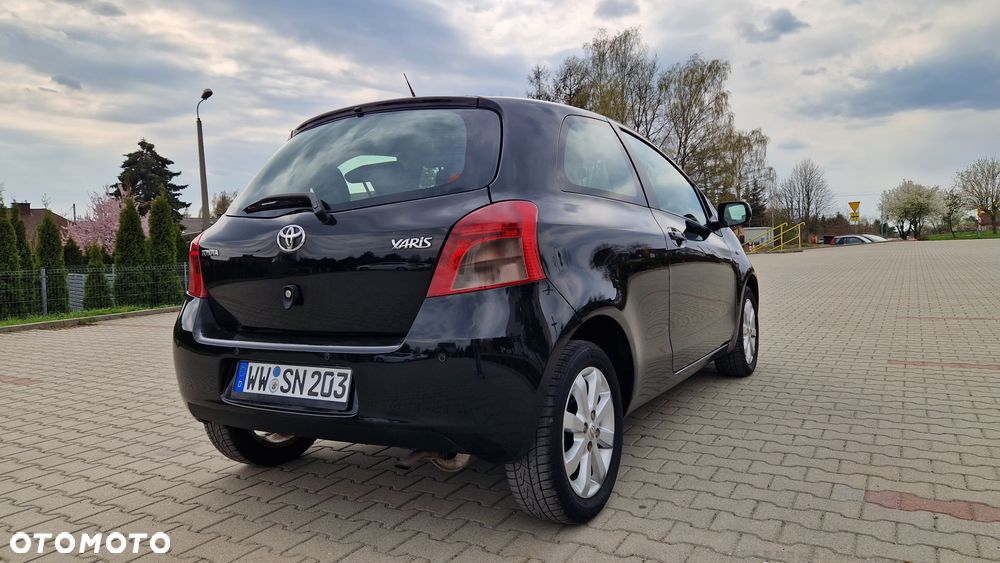 Toyota Yaris 1.0 VVT-i Luna - 9