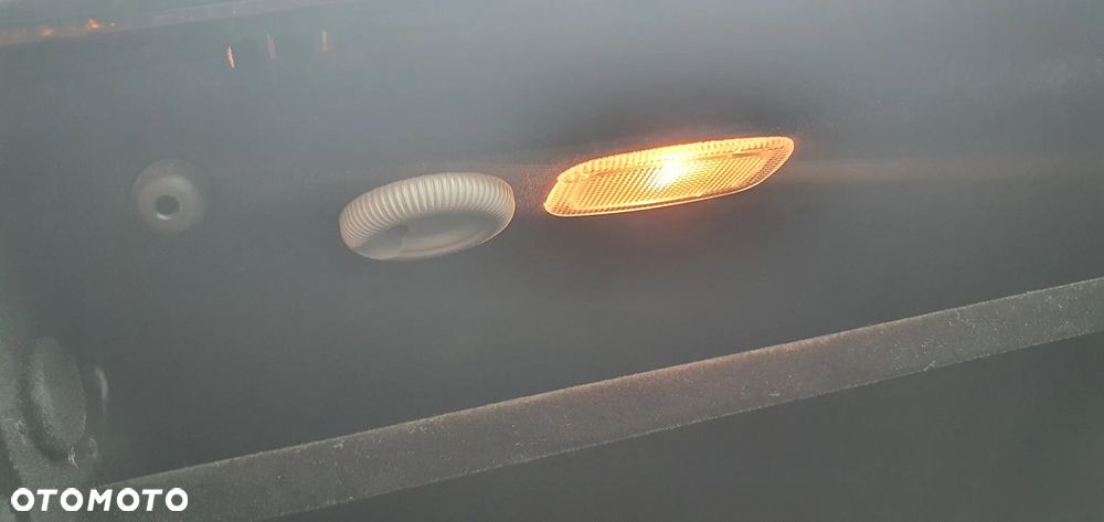 Mercedes-Benz Klasa E - 26