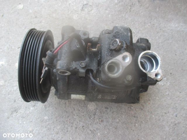 AUDI A6 C7 A7 SPRĘŻARKA KLIMATYZACJI 4g0260805a - 1
