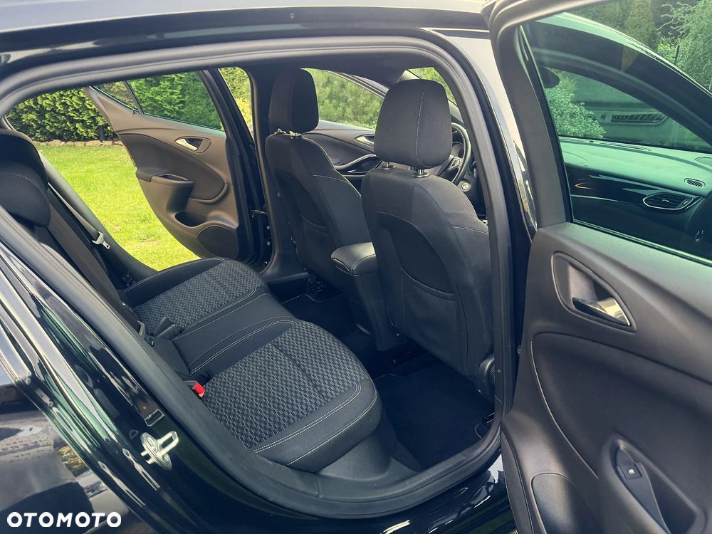 Opel Astra - 11