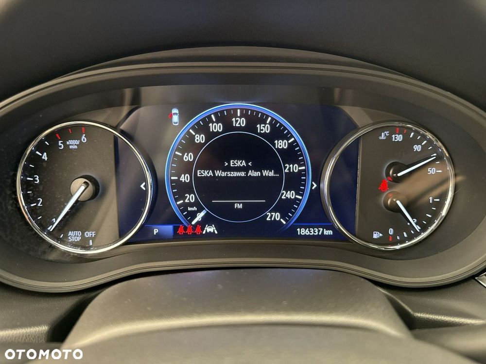 Opel Insignia - 15