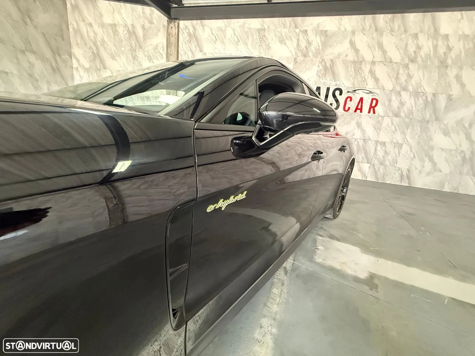 Porsche Panamera 4 E-Hybrid Platinum Edition - 8