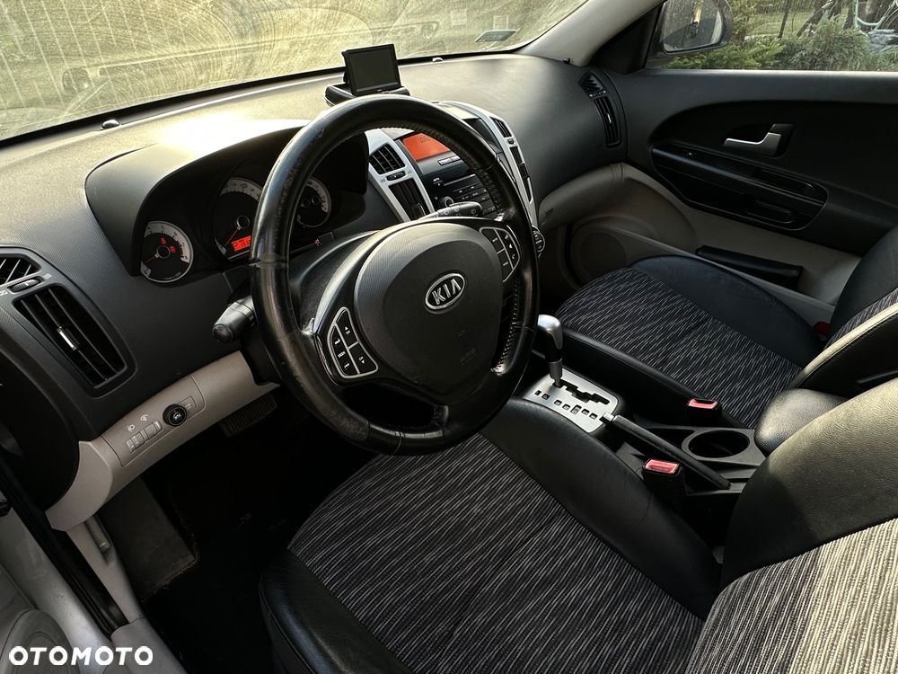 Kia Ceed Cee'd 2.0 Optimum + - 12