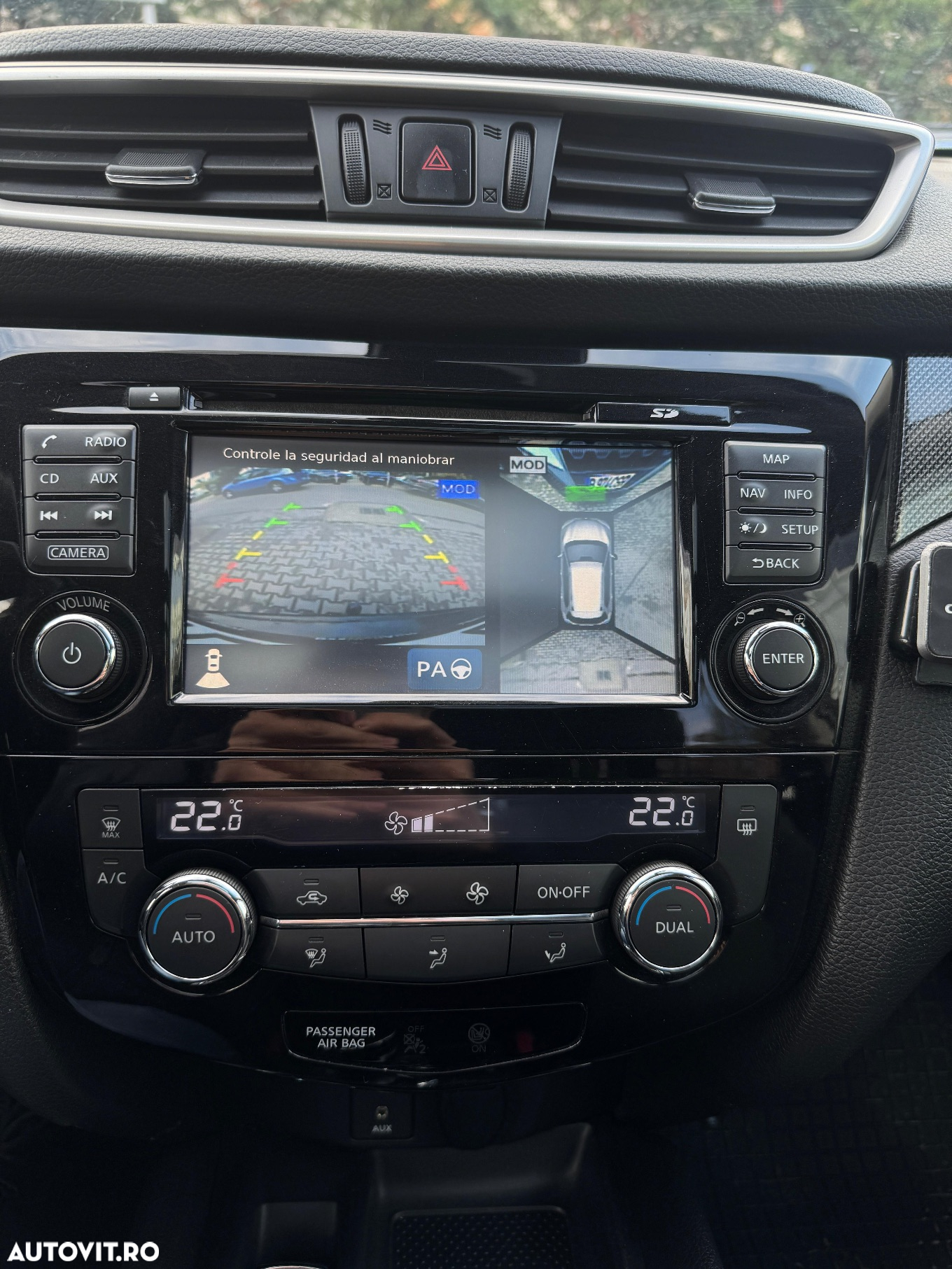 Nissan X-Trail 1.6 dCi ALL-MODE 4x4i Acenta - 16
