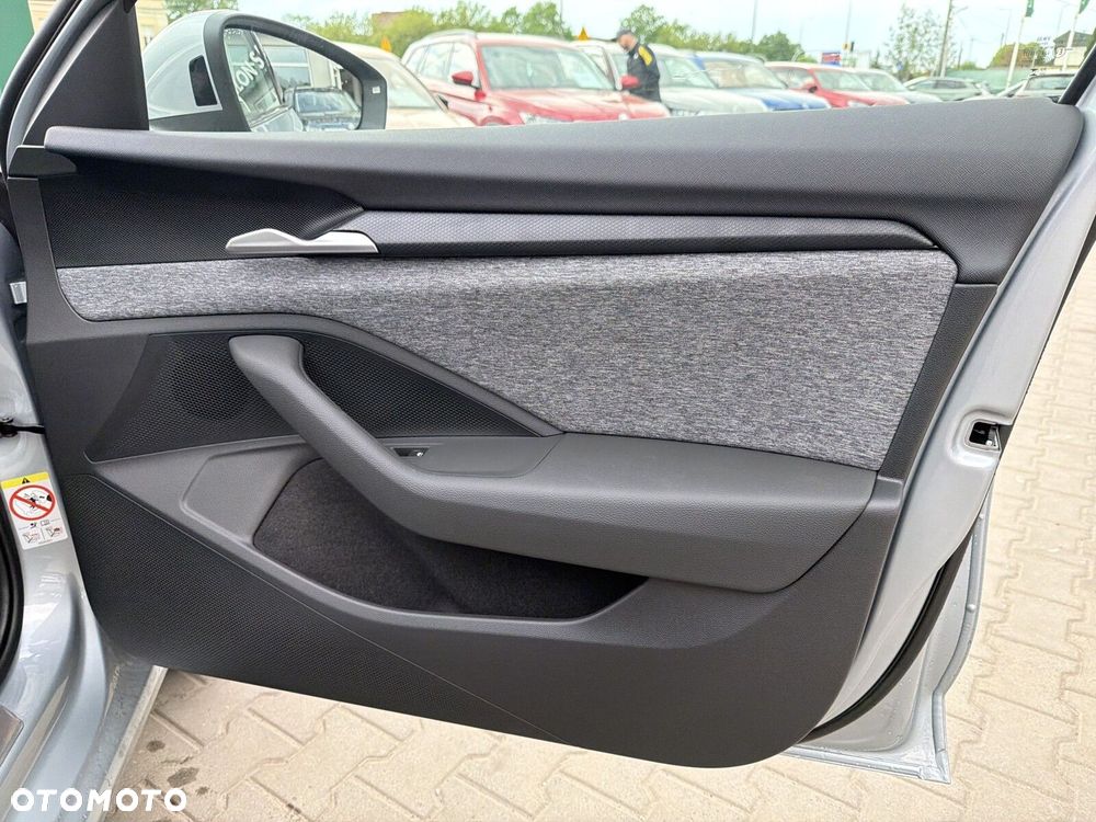 Skoda Superb 2.0 TSI Edition 130 DSG - 18