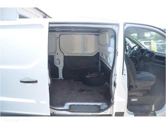 Opel Vivaro - 38
