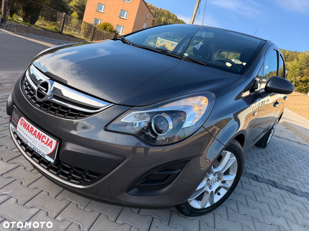 Opel Corsa 1.4 16V Cosmo - 5