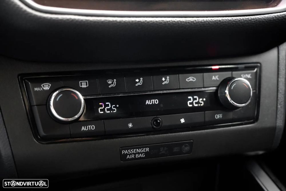 SEAT Arona 1.0 TSI FR - 27