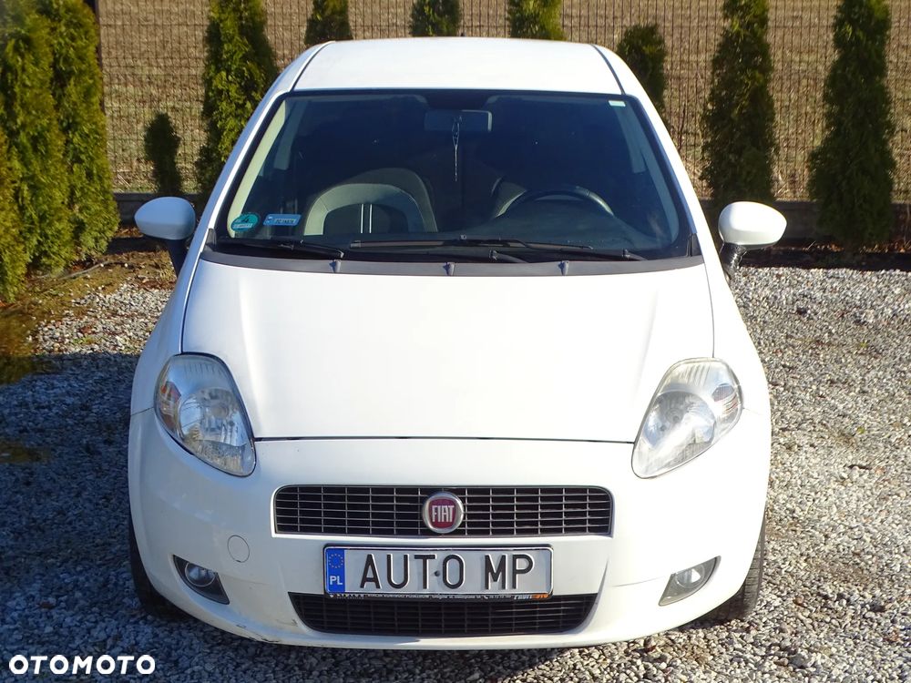 Fiat Grande Punto - 9