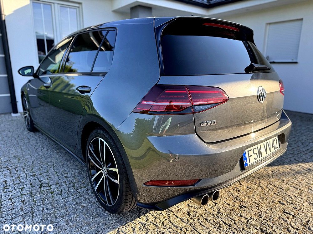 Volkswagen Golf GTD 2.0 TDI SCR DSG - 17