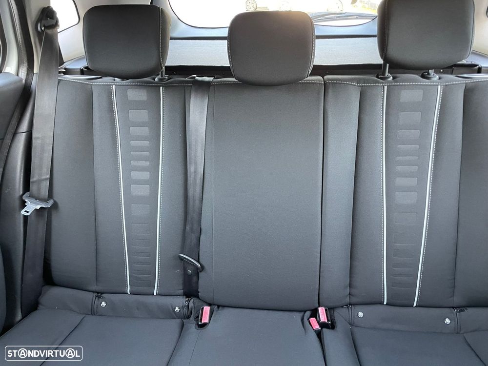 Renault Mégane Sport Tourer 1.5 dCi Dynamique S SS - 8