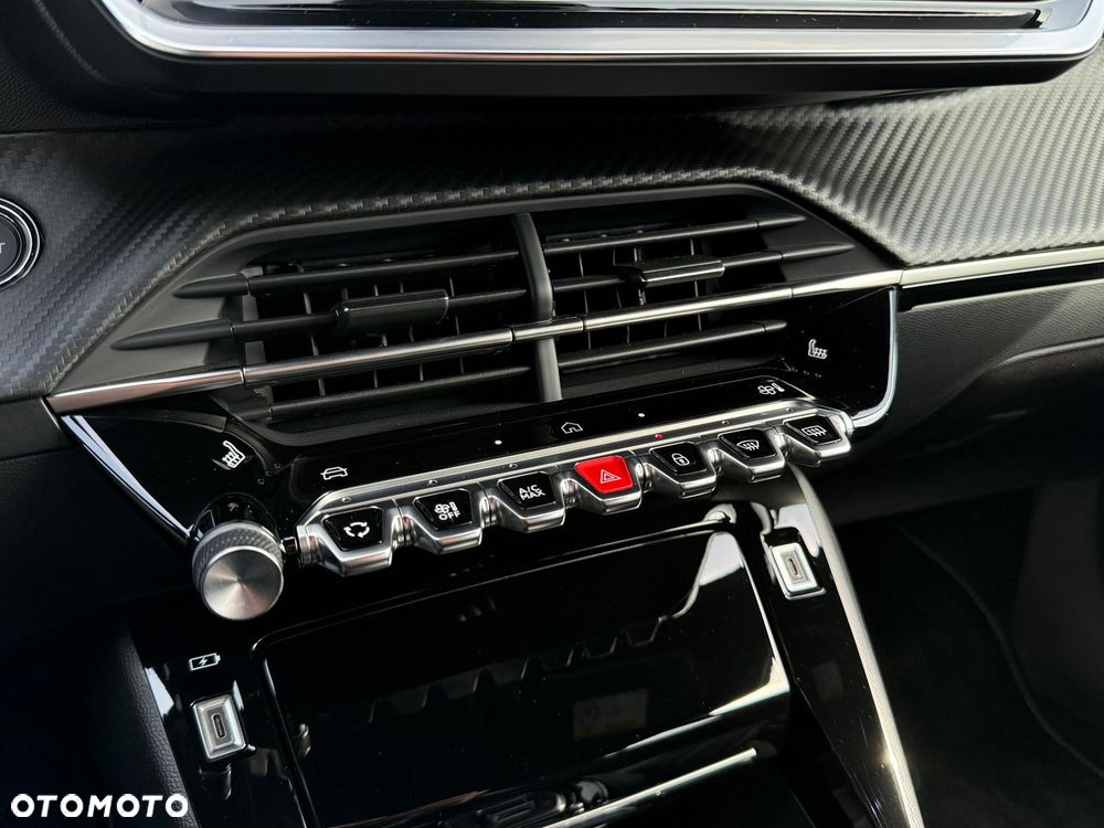 Peugeot 2008 1.2 PureTech GT S&S EAT8 - 20