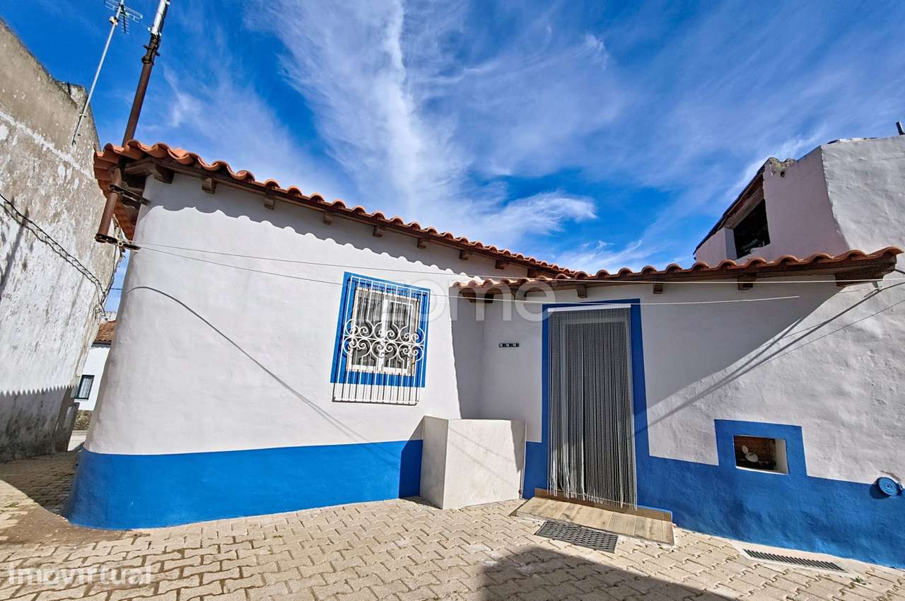 Moradia T2+1 renovada em Amorosa, São Bartolomeu de Messines - Grande imagem: 5/46