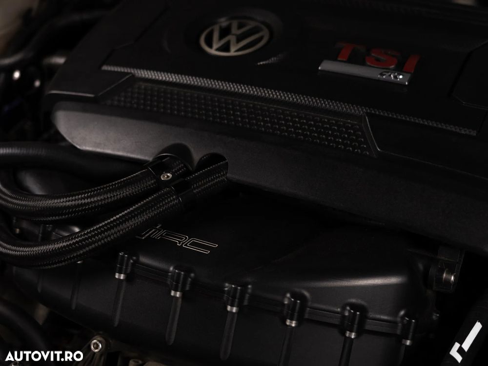 Volkswagen Golf - 12