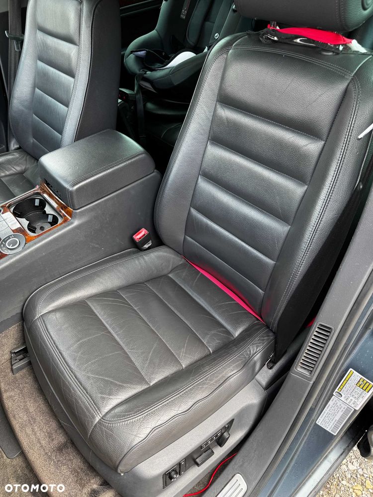 Volkswagen Touareg - 6