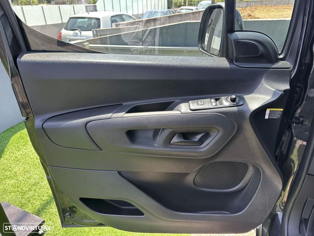 Citroën berlingo 1.5 hdi 3 lugares - 23