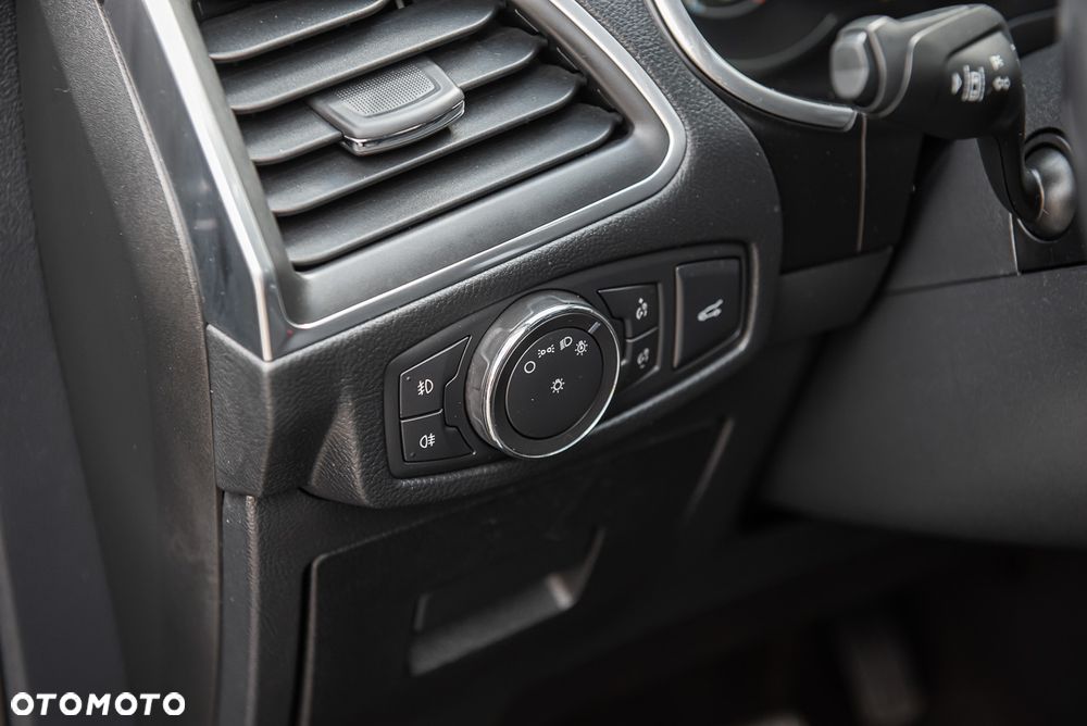 Ford S-Max 2.0 TDCi Allrad Business - 19