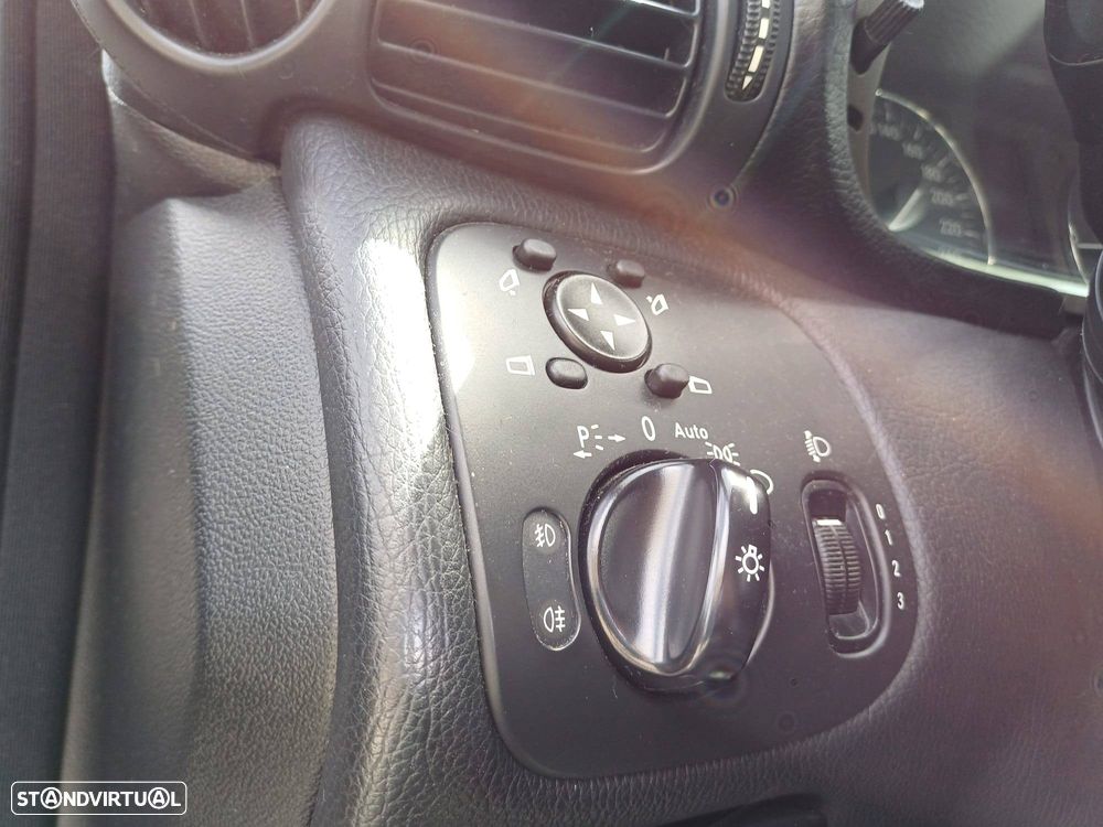 Mercedes-Benz C 220 - 12