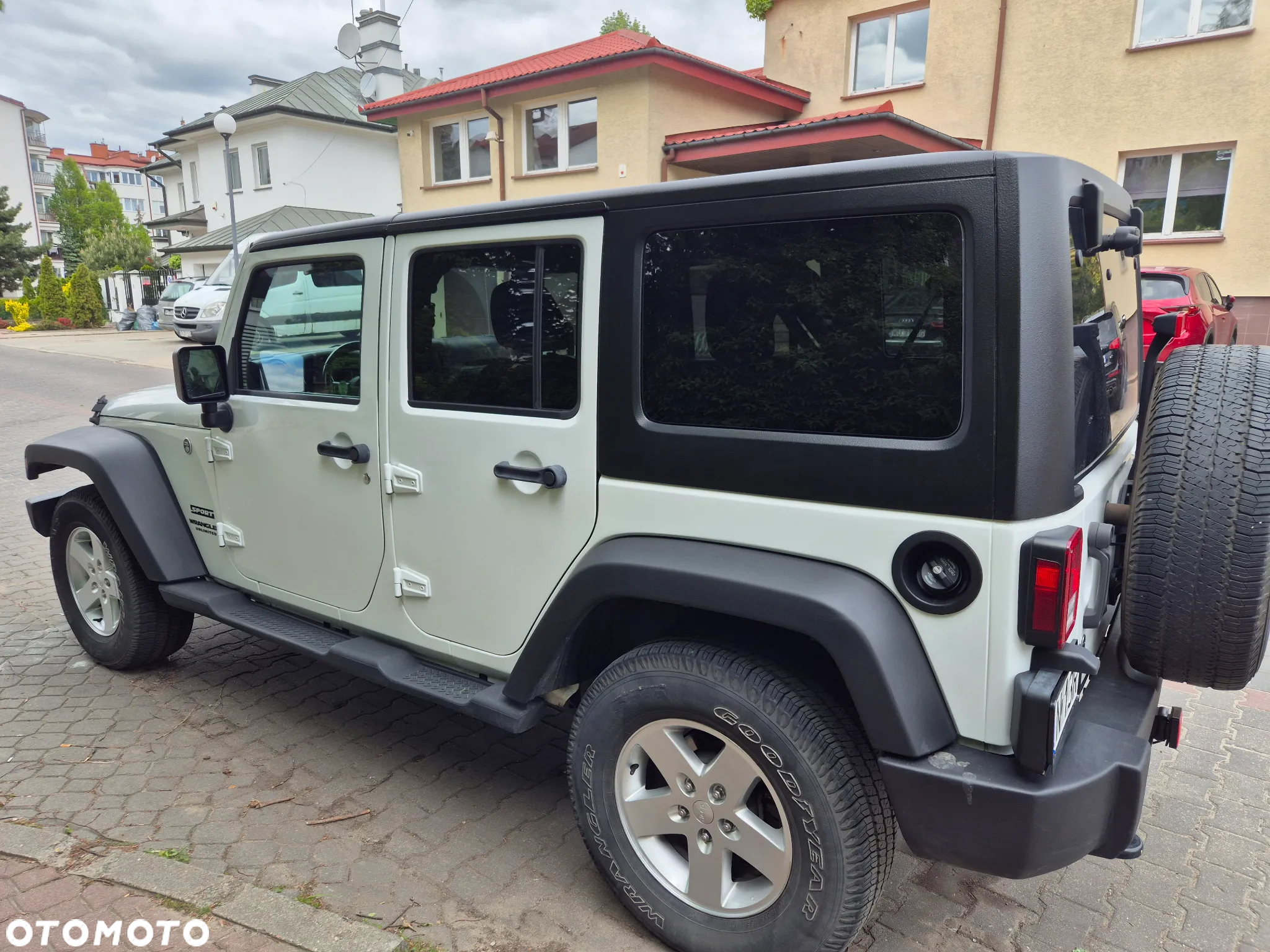 Jeep Wrangler - 3