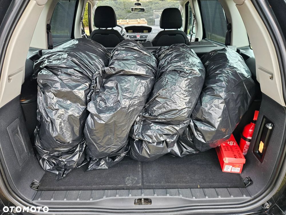 Citroën C4 1.6 HDi My Way - 11