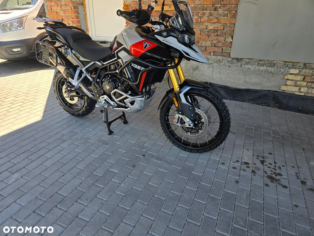 Triumph Tiger - 12