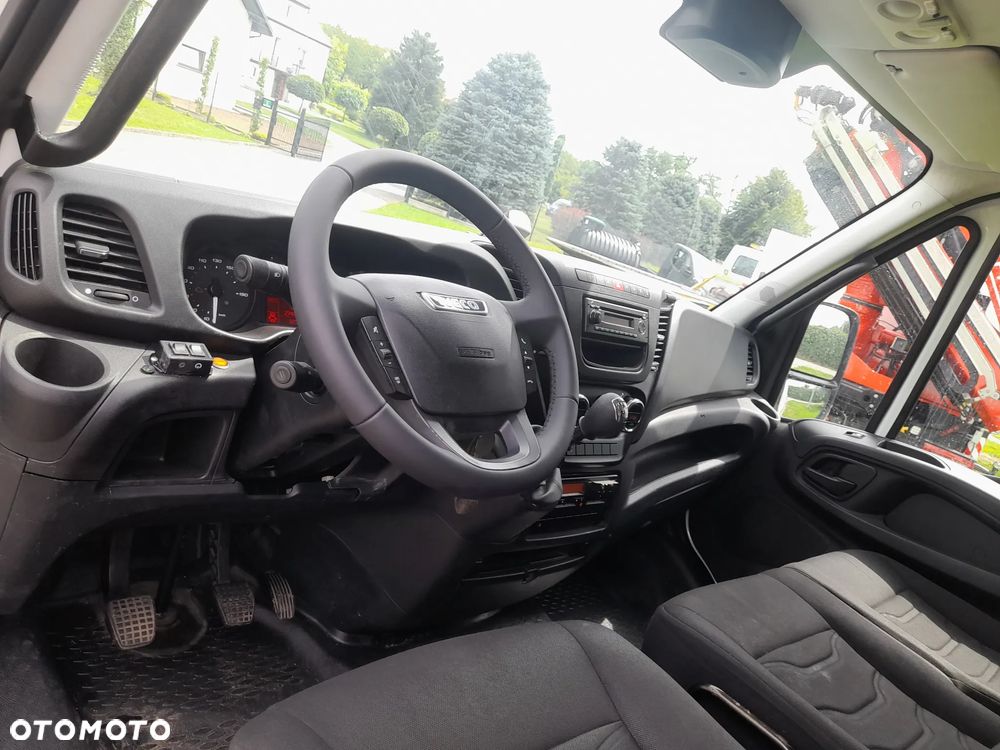 Iveco DAILY 70c17 72c17 Dmc 7200kg PLATFORMA płyta hydrauliczna najazd LAWETA Pomoc drogowa Digicross , RADIO, jeden właściciel z Niemiec - 13