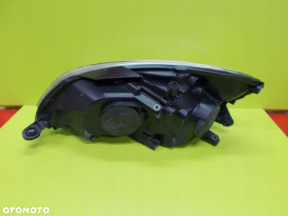 SKODA FABIA II ROOMSTER 06-10 LAMPA PRAWA PRZÓD PRZEDNIA SOCZEWKA - 4