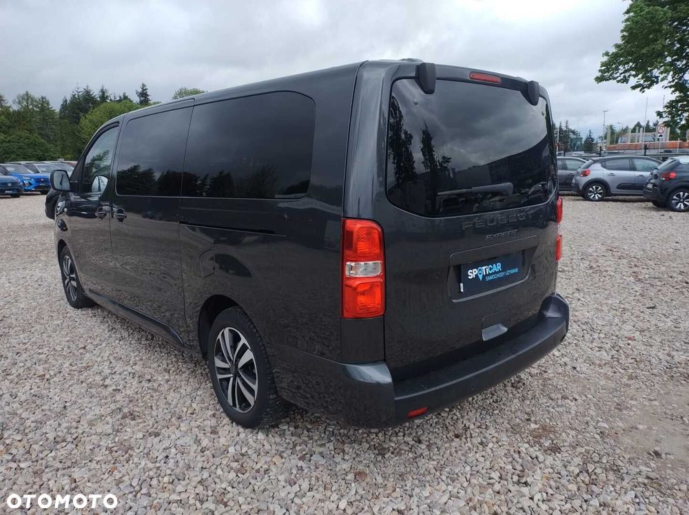 Peugeot Traveller - 36