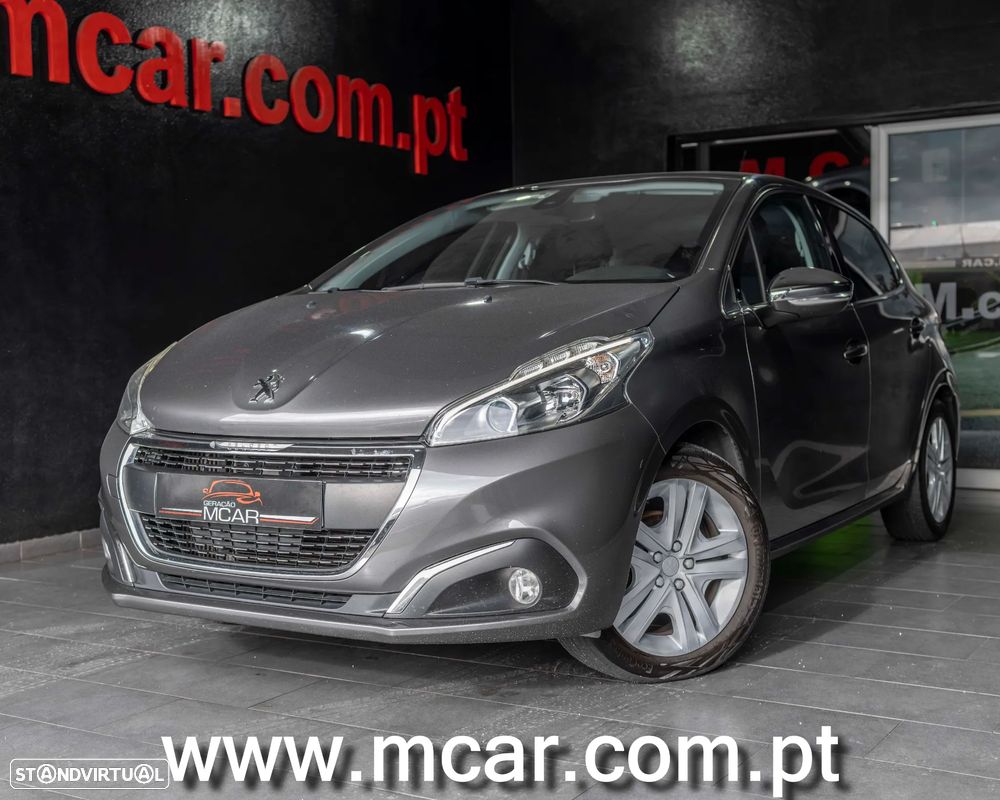 Peugeot 208 - 1
