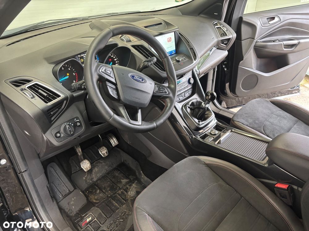 Ford Kuga 2.0 TDCi AWD ST-Line Black - 23