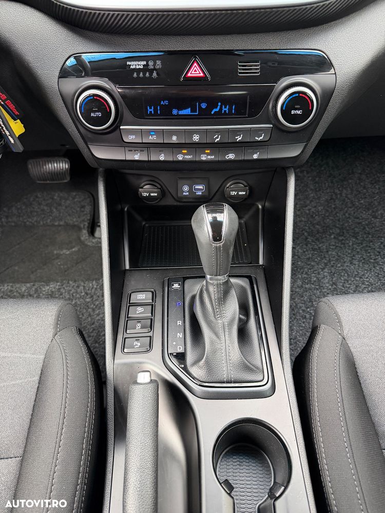 Hyundai Tucson blue 1.6 CRDi 2WD DCT Trend - 17