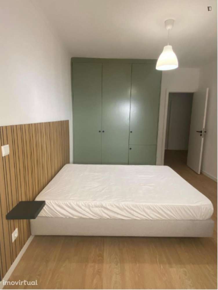 Quarto - localizado em Leiria - Grande imagem: 2/21