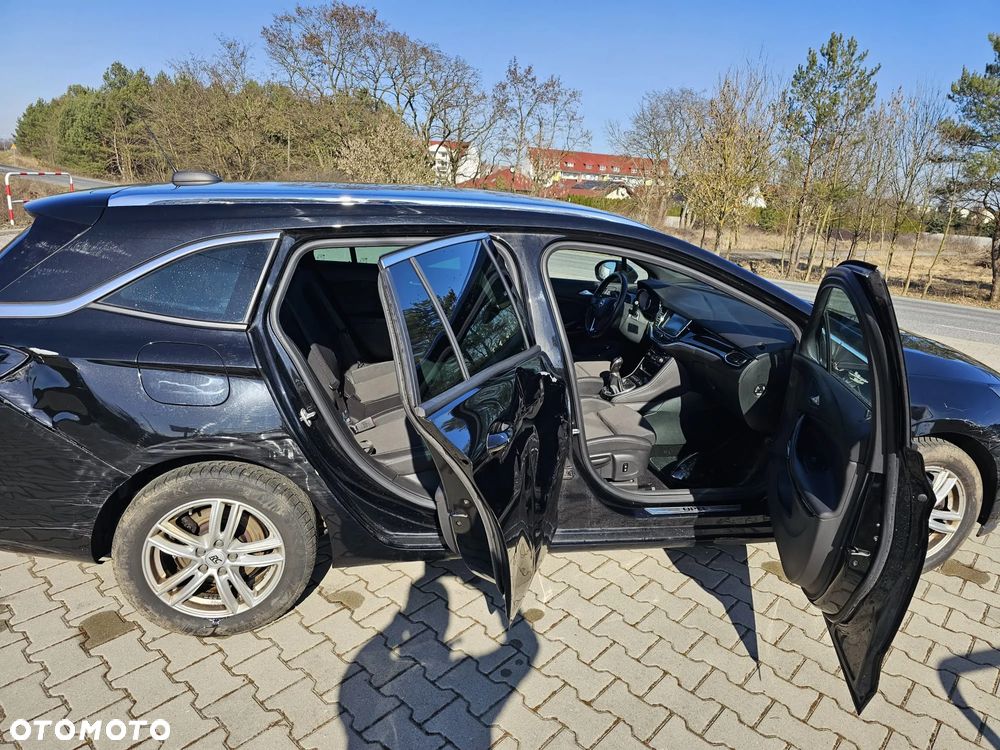 Opel Astra 1.6 Turbo Start/Stop Innovation - 12