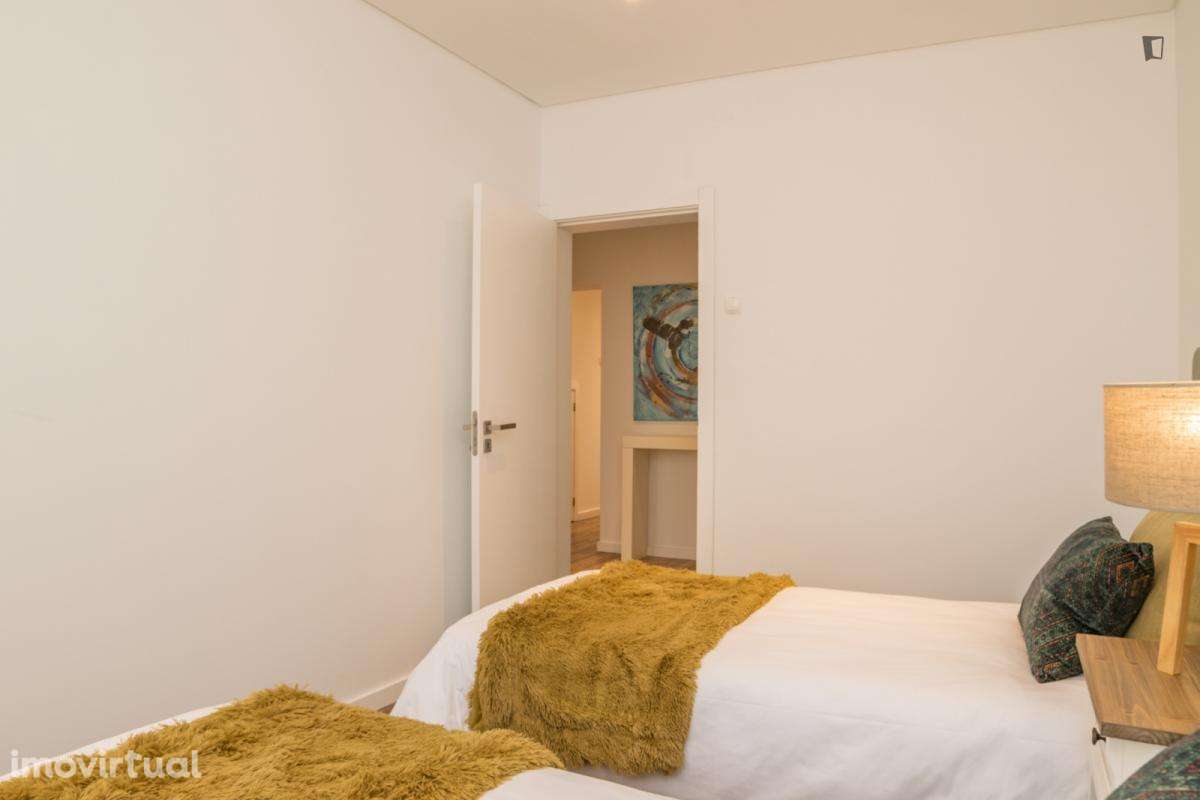 Apartamento com 2 quartos - localizado em Faro - Grande imagem: 4/10