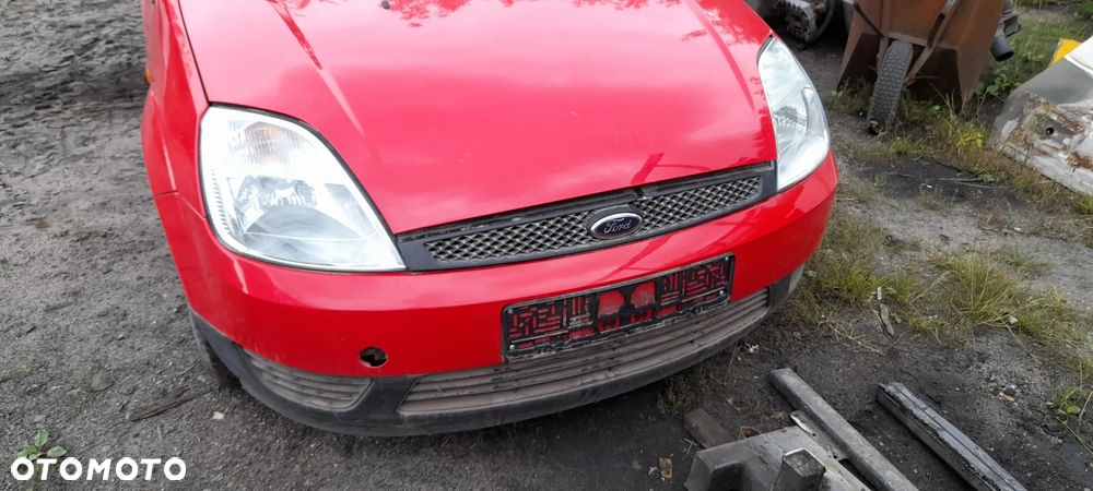 FORD FIESTA MK6  maska 44