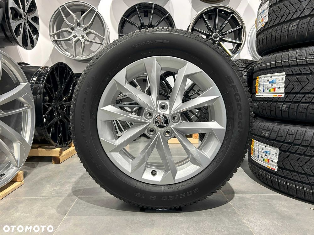 Oryginalne koła zimowe 16 5x100 ET35 Skoda Kamiq 205/60R16 BFGoodrich