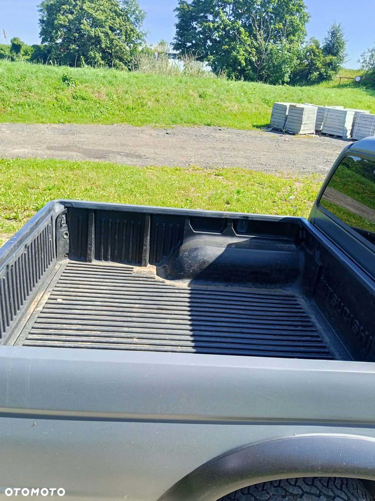 Mitsubishi L200 - 7