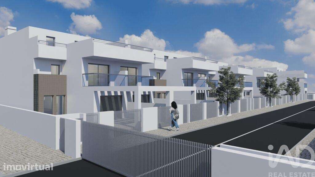 Casa / Villa T3 em Vila Nova de Cacela de 238,00 m2 - Grande imagem: 2/30