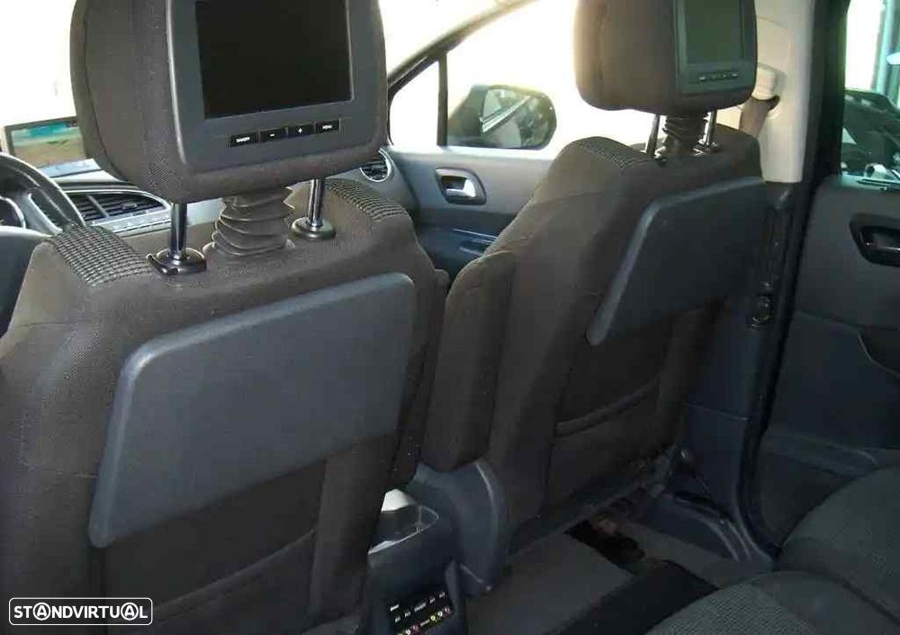 Peugeot 5008 1.6 HDi 5L Allure J17 - 53