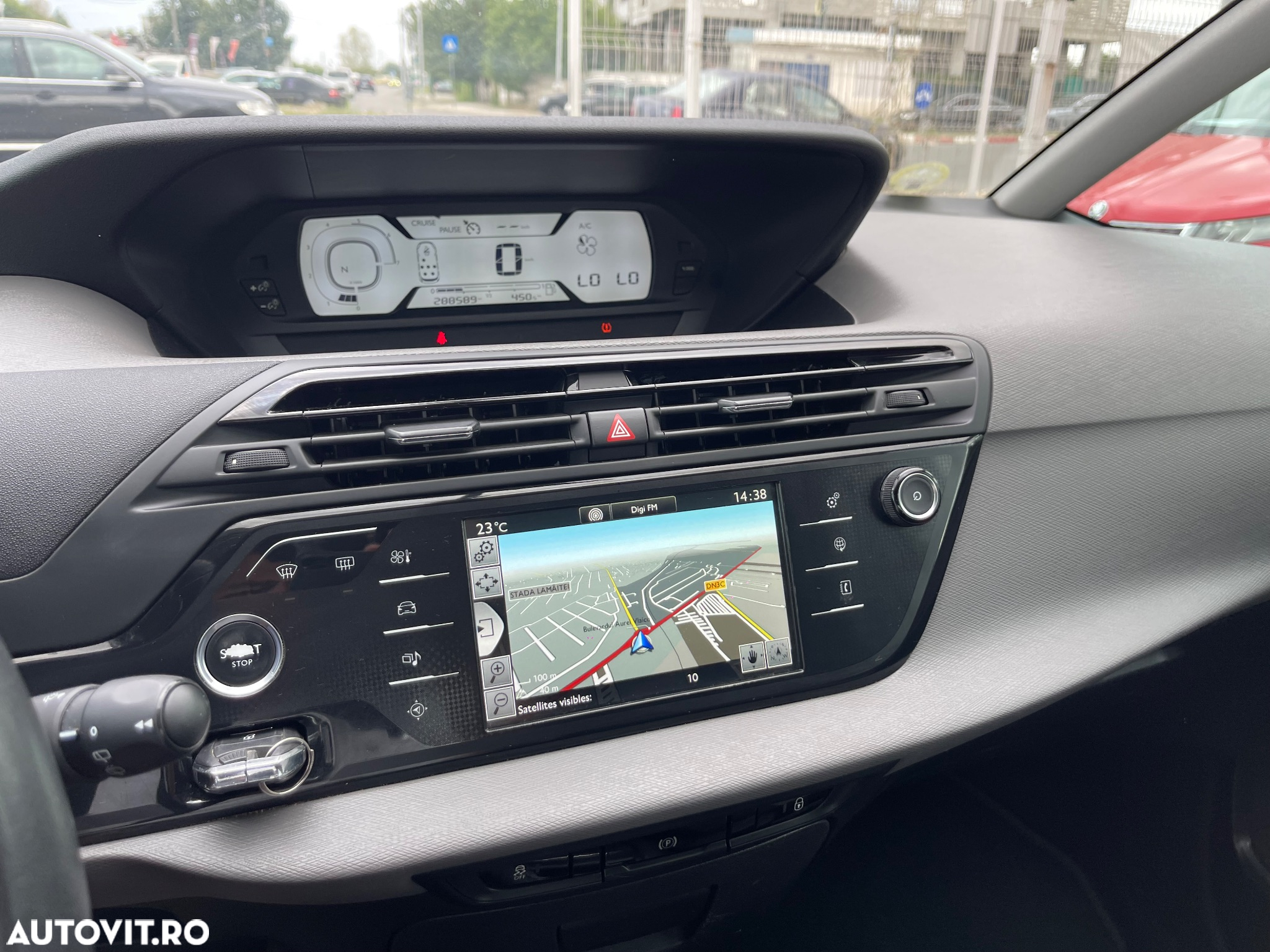 Citroën C4 Grand Picasso e-HDi 115 ETG6 Exclusive - 8