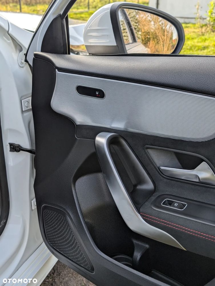 Mercedes-Benz Klasa A 200 AMG Line - 11